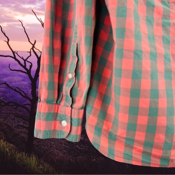 J. Crew Faded Buffalo Check Button Down Shirt - Size M - Classic Style - Picture 6 of 10